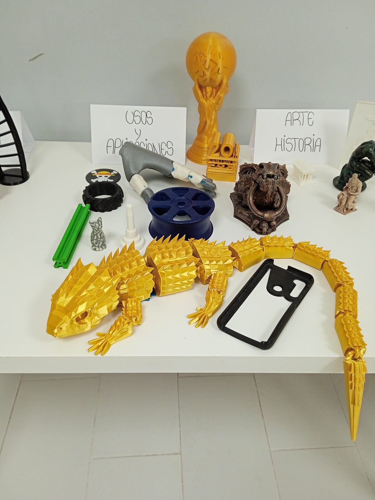 Piezas impresas en 3D creadas como material didáctico